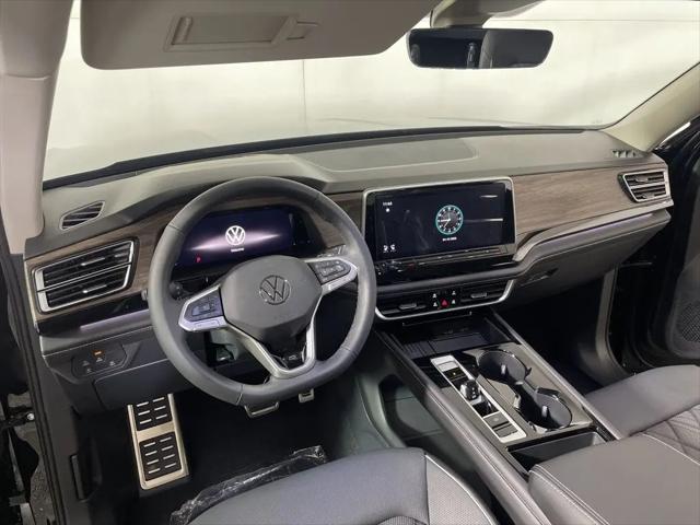 2026 Volkswagen Atlas SEL Premium R-Line