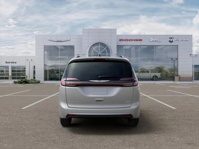 2026 Chrysler Pacifica Pinnacle AWD