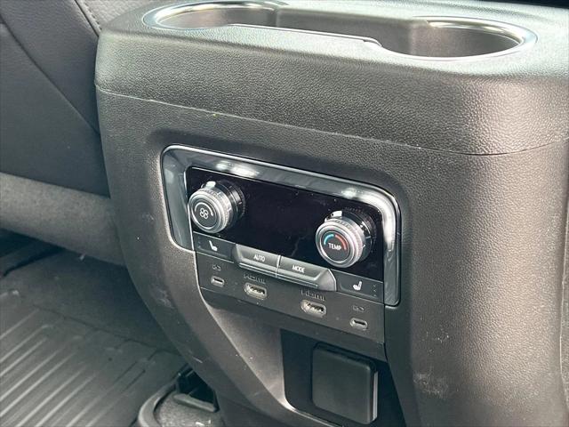 2026 GMC Yukon 4WD Denali