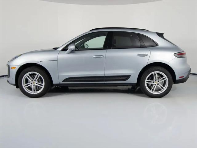 2025 Porsche Macan Macan
