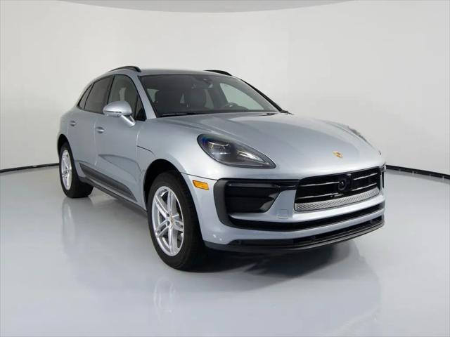 2025 Porsche Macan Macan