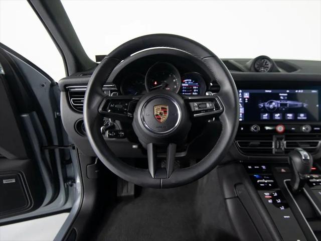 2025 Porsche Macan Macan
