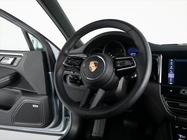 2025 Porsche Macan Macan