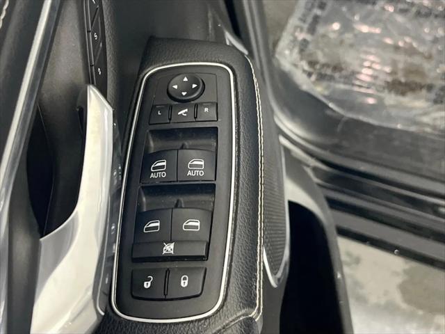 2023 Ram 1500 Laramie Crew Cab 4x4 5'7" Box