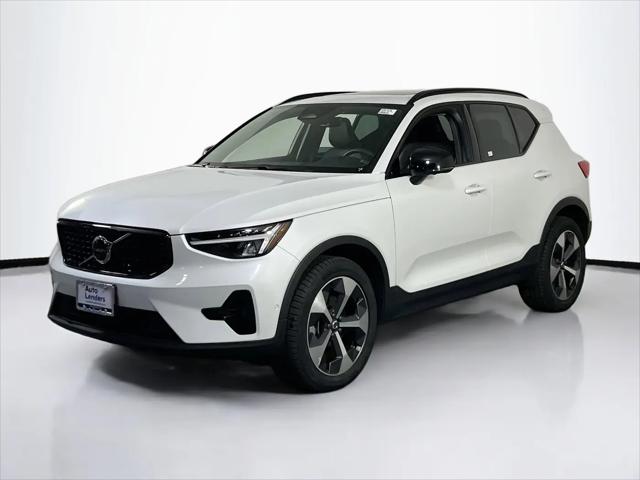 2023 Volvo XC40 B5 Plus Dark Theme for sale in Voorhees, NJ