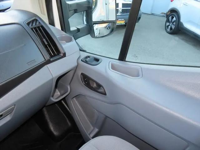 2019 Ford Transit Cutaway T-350