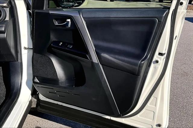 2017 Toyota RAV4 Hybrid Limited
