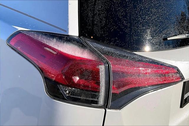 2017 Toyota RAV4 Hybrid Limited