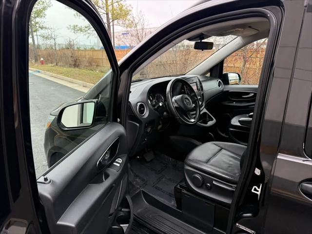 2016 Mercedes-Benz Metris Standard