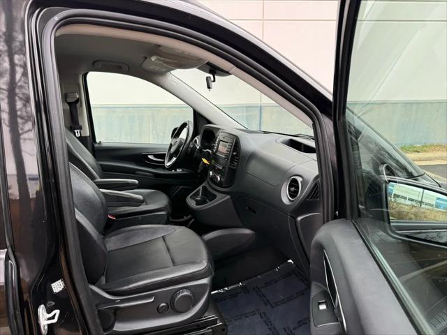 2016 Mercedes-Benz Metris Standard