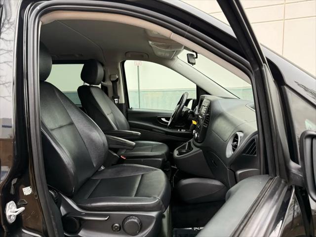2016 Mercedes-Benz Metris Standard