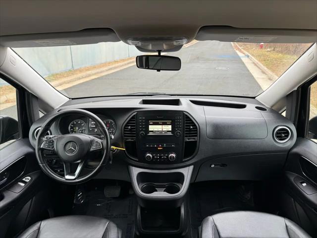 2016 Mercedes-Benz Metris Standard