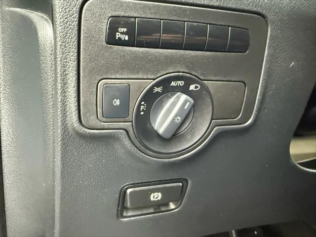 2016 Mercedes-Benz Metris Standard