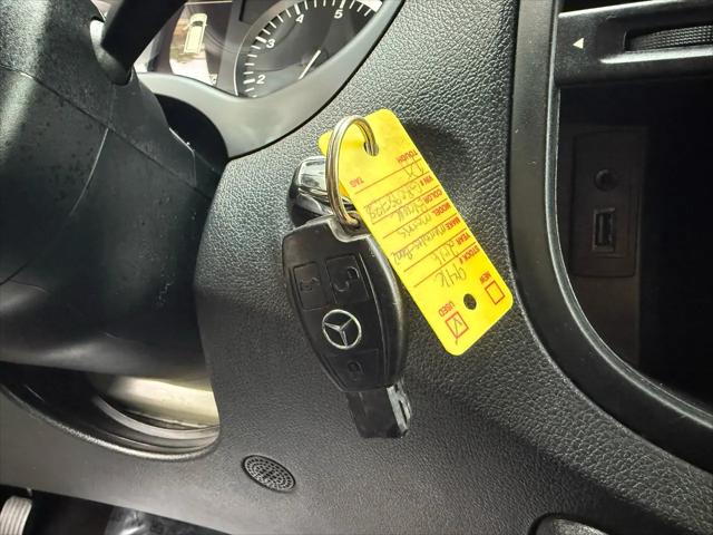 2016 Mercedes-Benz Metris Standard