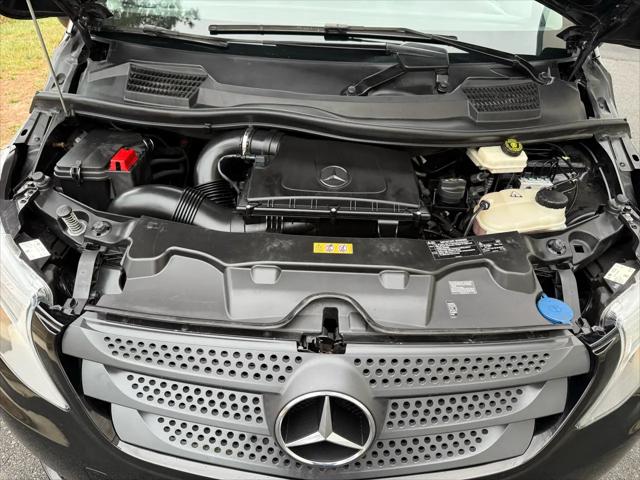 2016 Mercedes-Benz Metris Standard