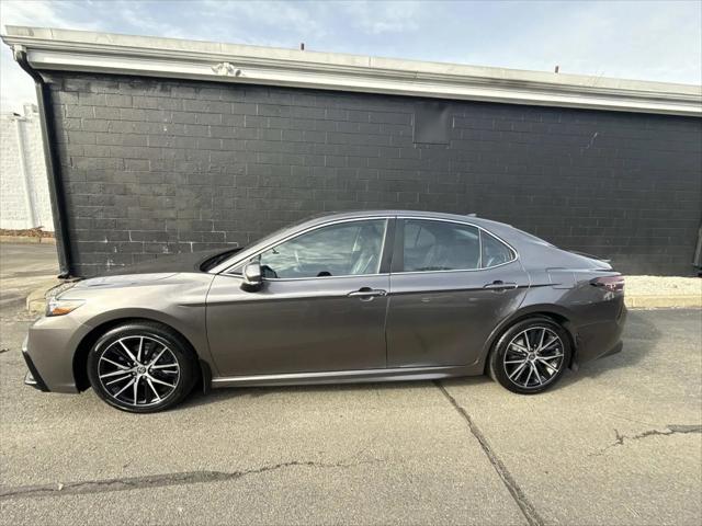 2023 Toyota Camry SE AWD
