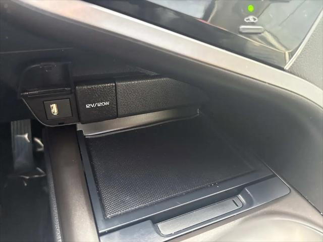 2023 Toyota Camry SE AWD