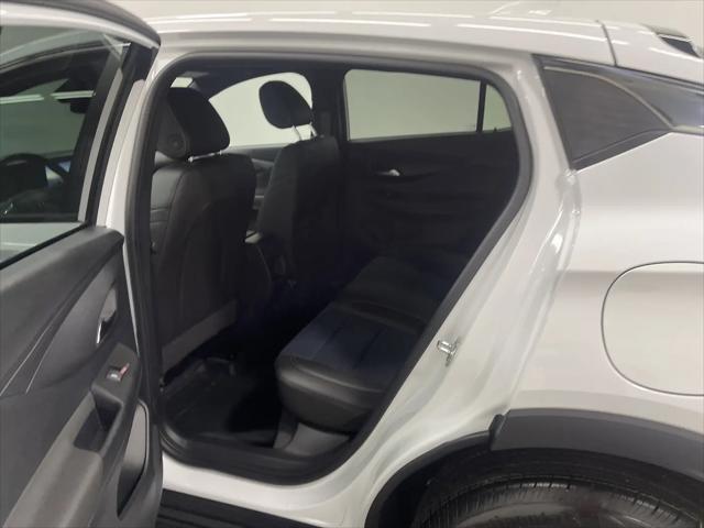 2026 Buick NV Preferred FWD