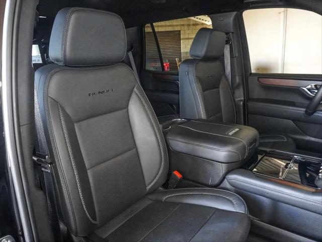 2025 GMC Yukon 4WD Denali