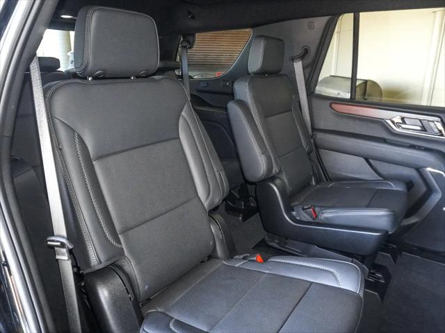 2025 GMC Yukon 4WD Denali
