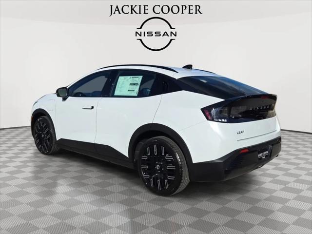 2026 Nissan LEAF PLATINUM+
