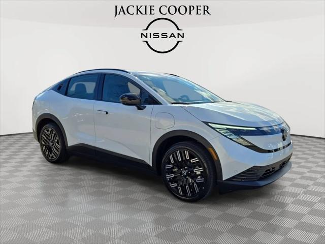 2026 Nissan LEAF PLATINUM+