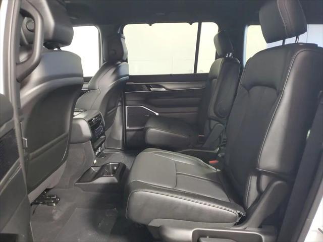 2026 Jeep Grand Wagoneer Limited Altitude 4x4
