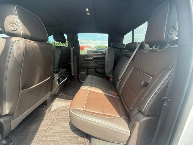 2022 GMC Sierra 1500 4WD Crew Cab Short Box Denali