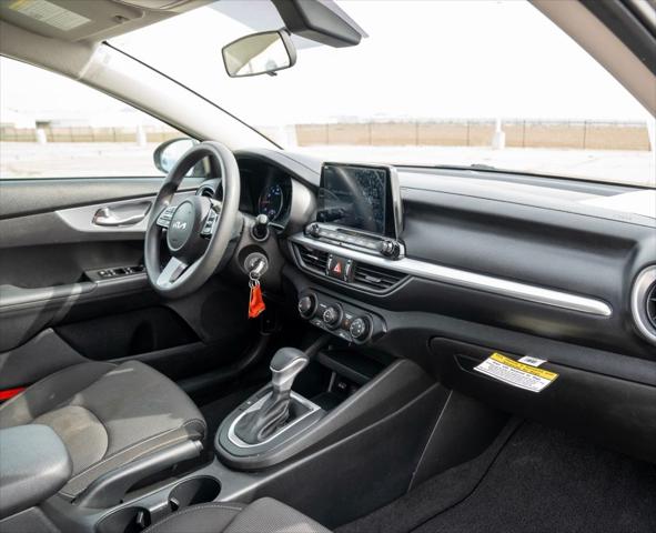 2022 Kia Forte LXS