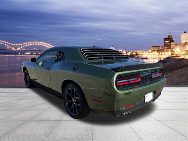 2021 Dodge Challenger SXT