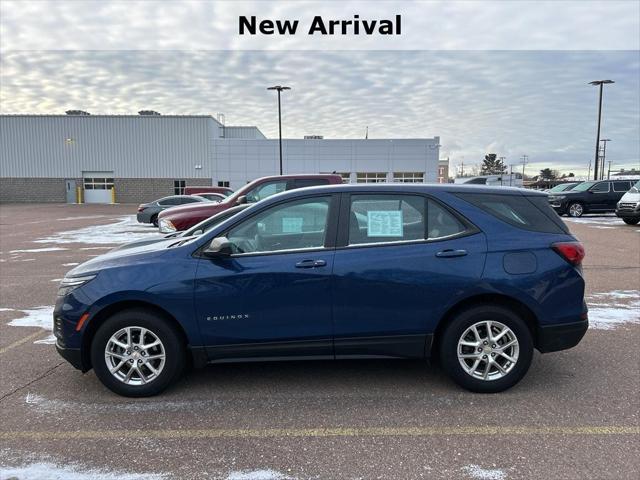 2022 Chevrolet Equinox AWD LS