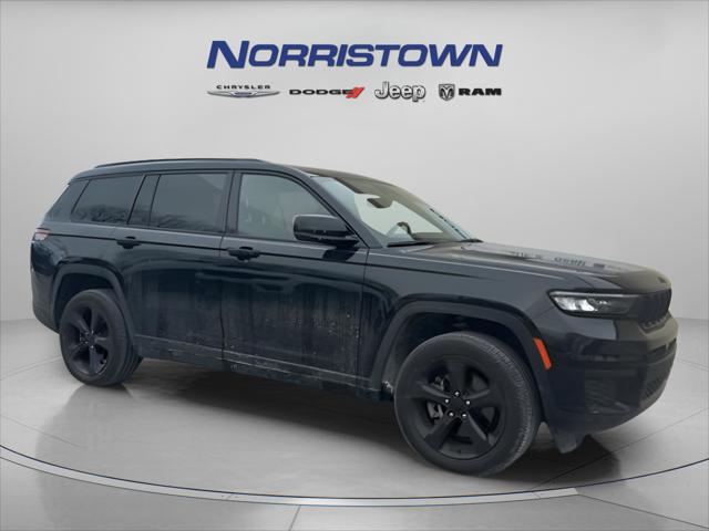 2023 Jeep Grand Cherokee L Altitude 4x4 2023 Jeep Grand Cherokee L Altitude 4x4
