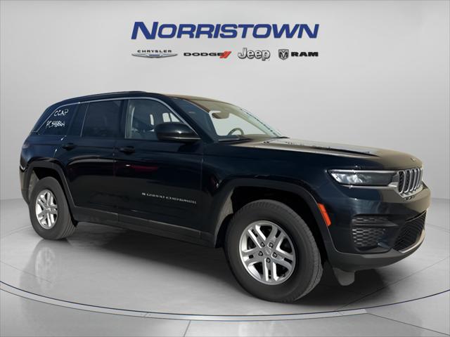 2023 Jeep Grand Cherokee Laredo 4x4