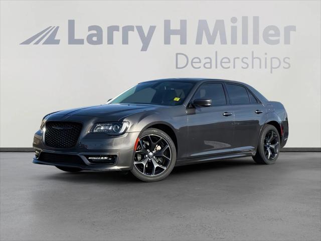 2021 Chrysler 300 Touring L