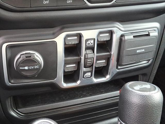 2021 Jeep Wrangler Sahara 4x4