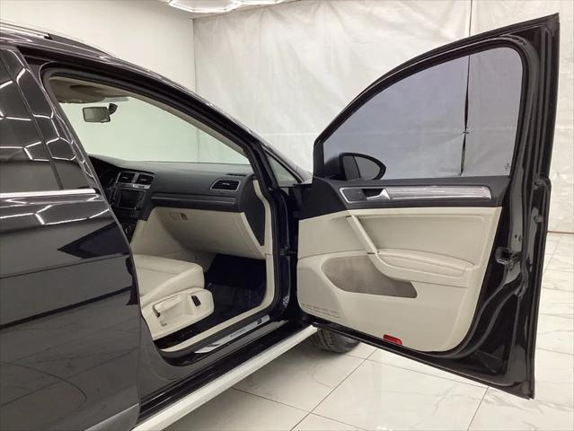 2017 Volkswagen Golf Alltrack TSI S