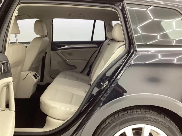2017 Volkswagen Golf Alltrack TSI S