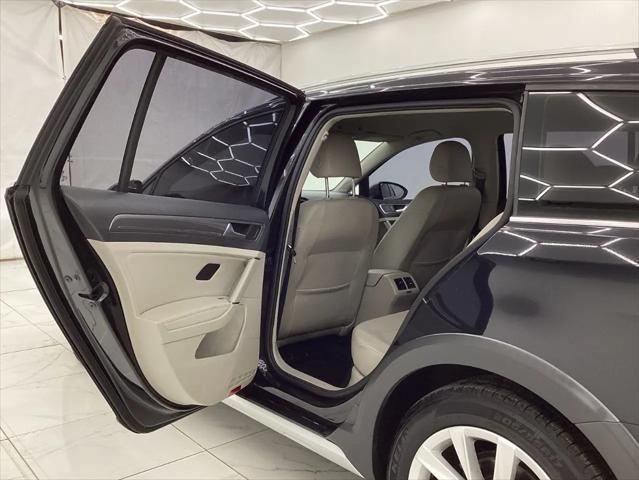 2017 Volkswagen Golf Alltrack TSI S