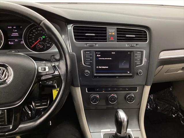 2017 Volkswagen Golf Alltrack TSI S