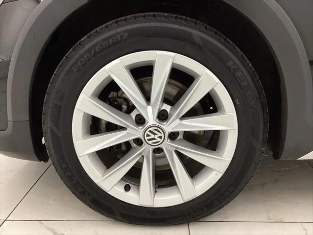 2017 Volkswagen Golf Alltrack TSI S