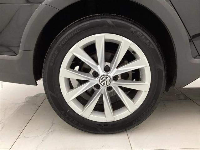 2017 Volkswagen Golf Alltrack TSI S