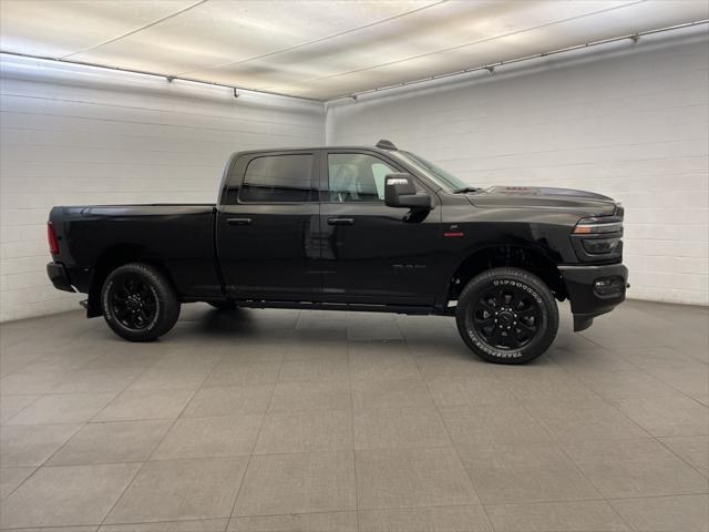 2026 RAM Ram 3500 RAM 3500 LARAMIE CREW CAB 4X4 64 BOX