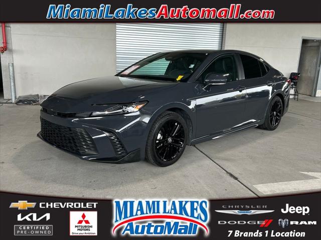 2025 Toyota Camry SE