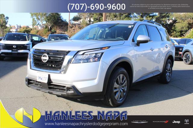 2024 Nissan Pathfinder SV FWD
