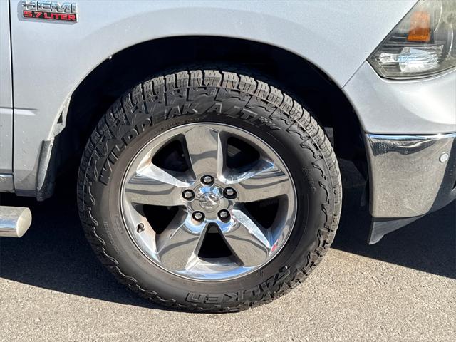 2017 RAM 1500 Big Horn Crew Cab 4x2 64 Box