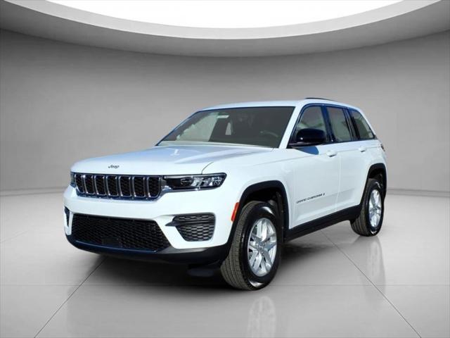 2025 Jeep Grand Cherokee GRAND CHEROKEE LAREDO X 4X2