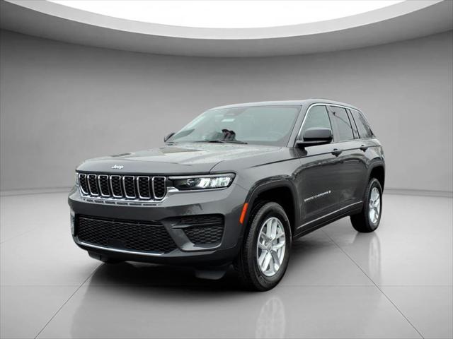 2025 Jeep Grand Cherokee GRAND CHEROKEE LAREDO X 4X2