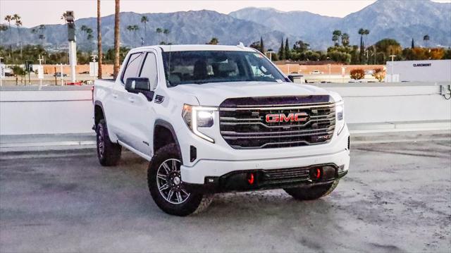 2025 GMC Sierra 1500 4WD Crew Cab Short Box AT4