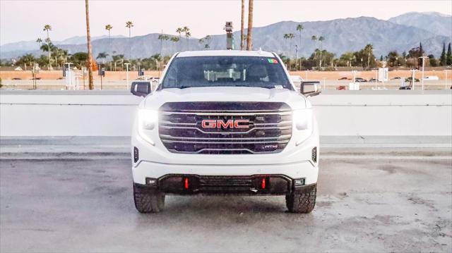 2025 GMC Sierra 1500 4WD Crew Cab Short Box AT4