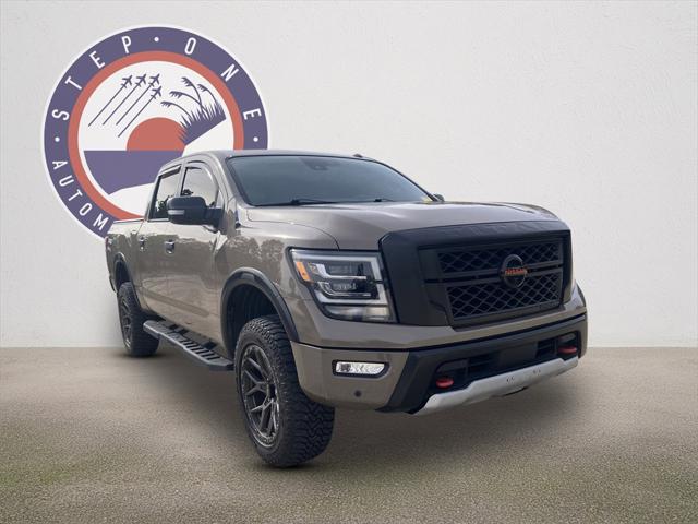 2021 Nissan TITAN Crew Cab PRO-4X 4x4